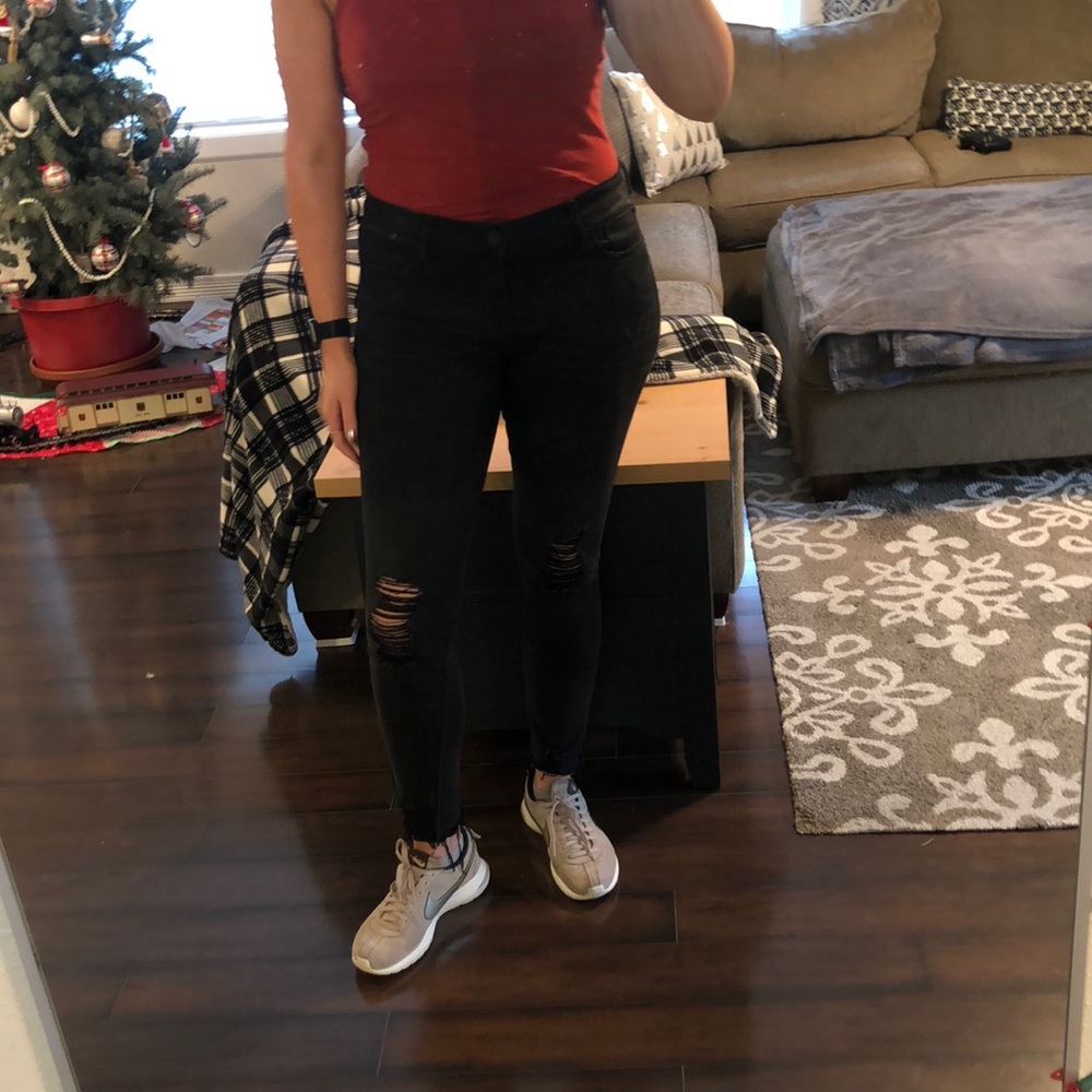 Midrise ankle legging denim jeans